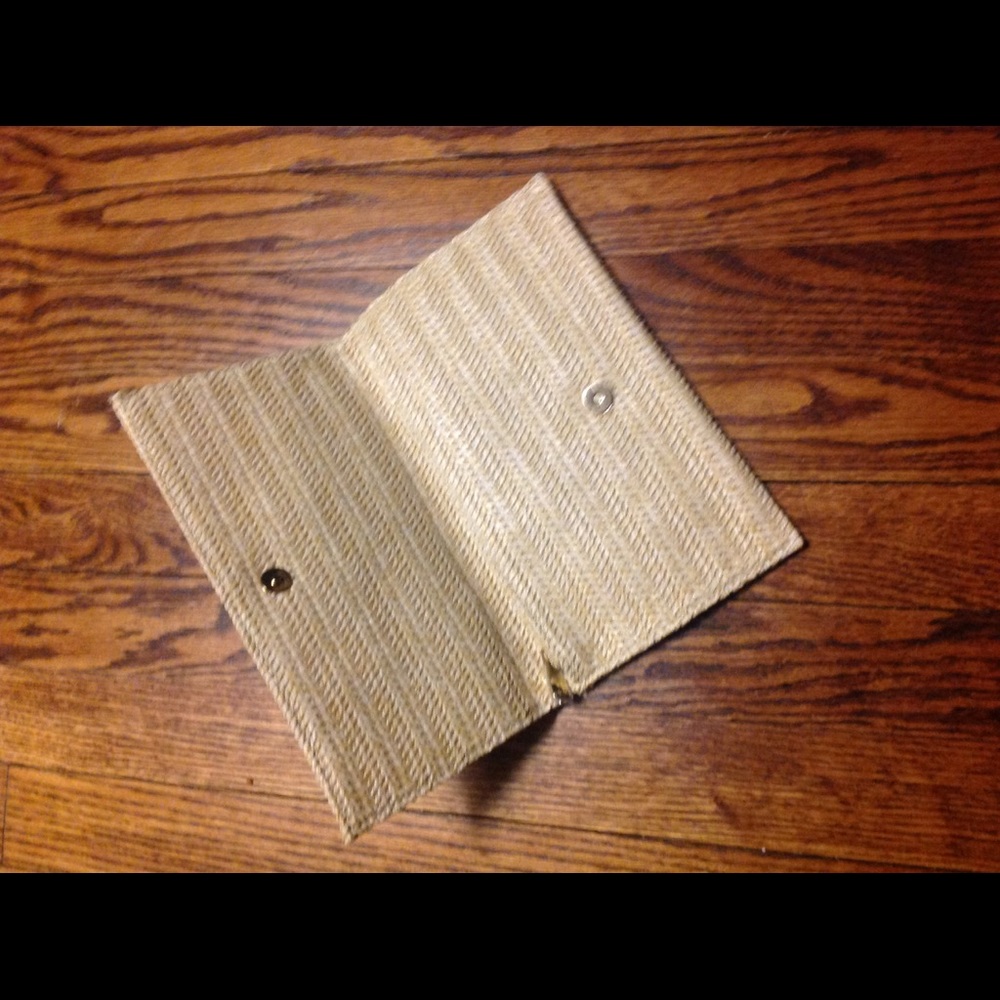 Clutch New in a Box, No price tags - Picture 3 of 7